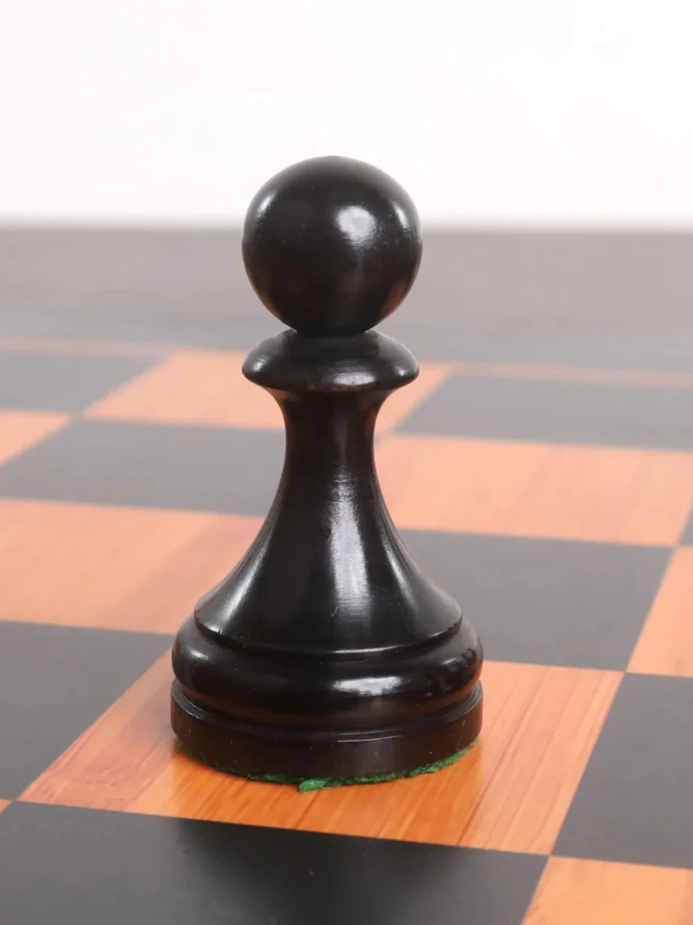 1935 Botvinnik Flohr-II Soviet Chess Pieces - Distress Antiqued Boxwood & Ebonised Boxwood - 4.4" King - Image 12