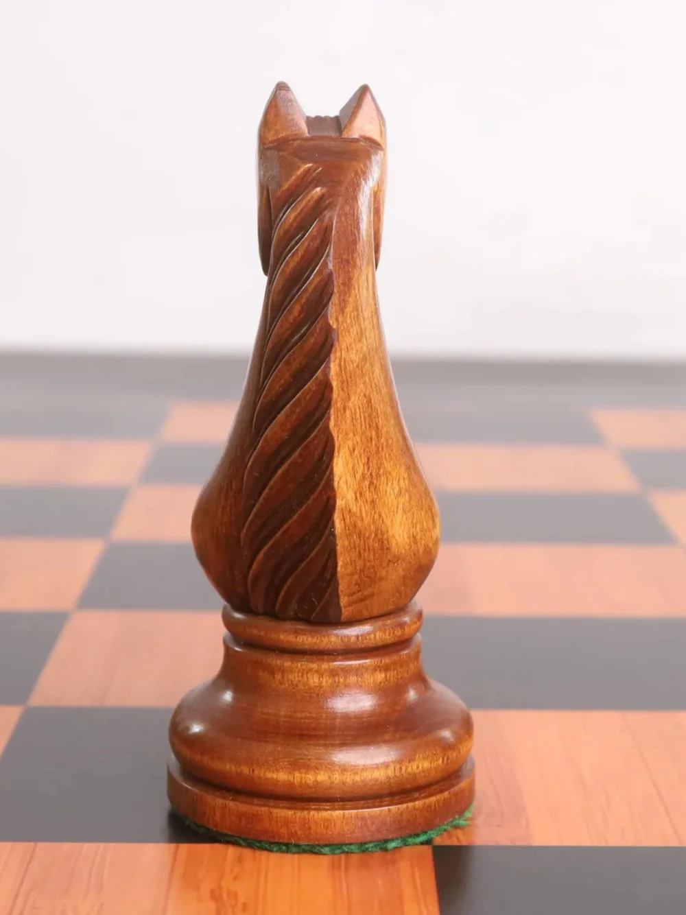 1935 Botvinnik Flohr-II Soviet Chess Pieces - Distress Antiqued Boxwood & Ebonised Boxwood - 4.4" King - Image 7