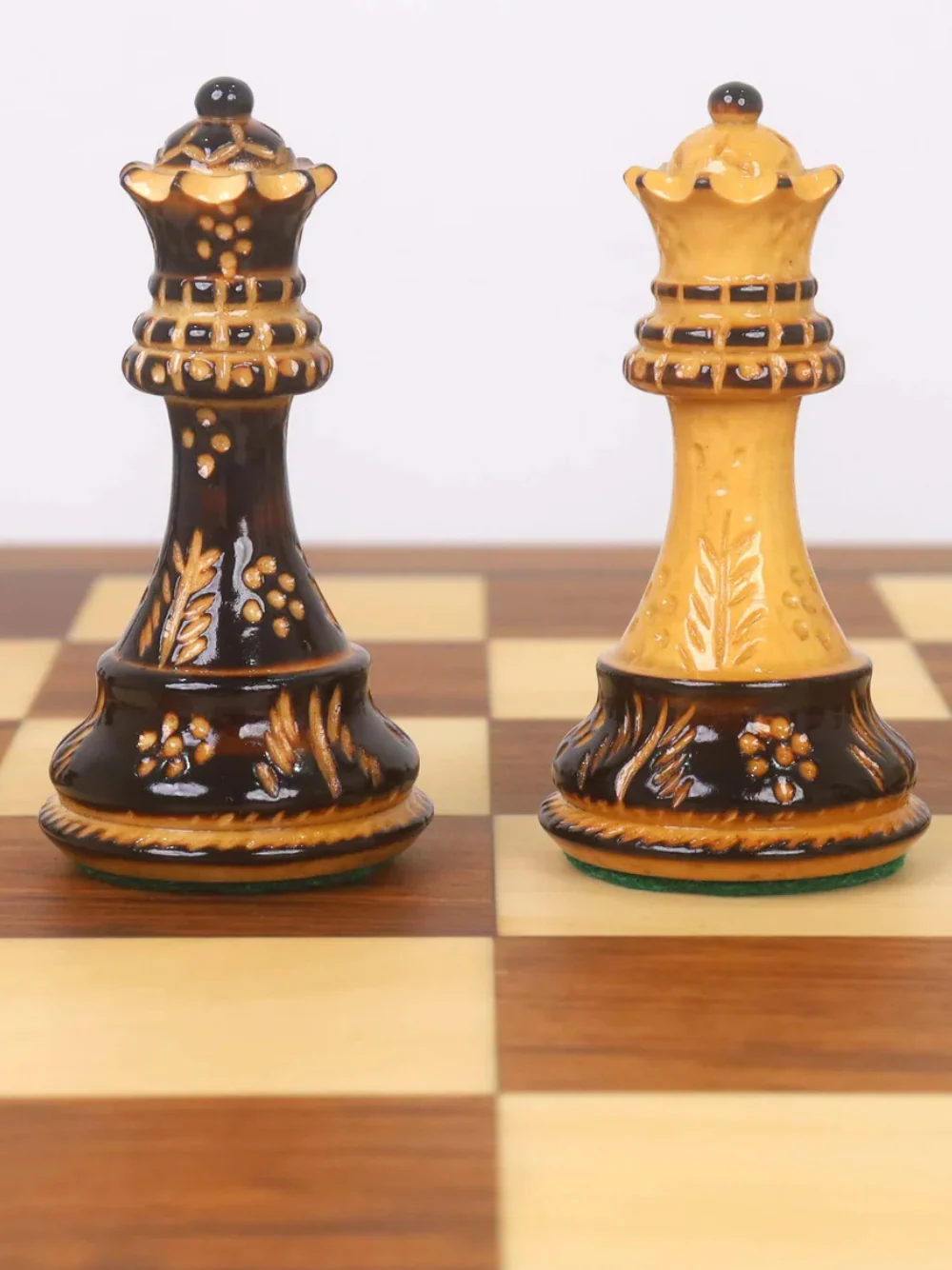 Luxury Chess Set with Velvet Storage Drawers & Gloss Finish Pieces - Image 10