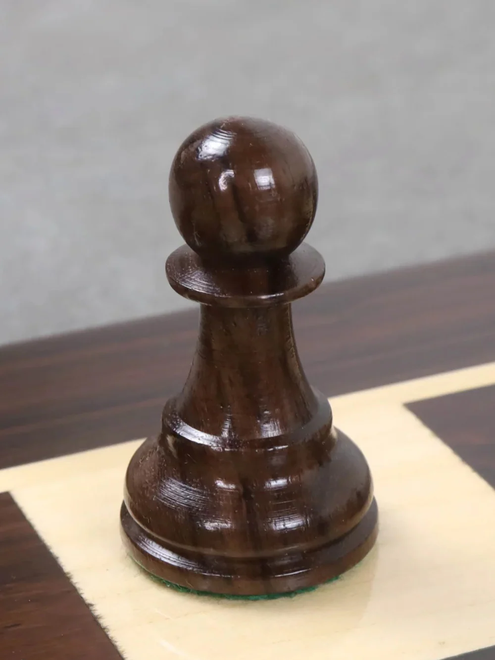 4" Leningrad Staunton Chess Pieces - Rosewood & Boxwood - Image 5