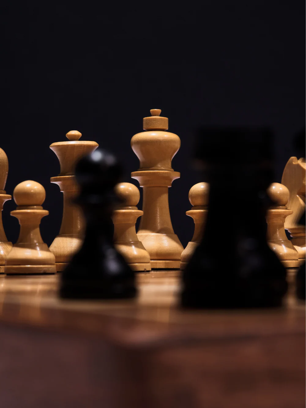 World Chess Travel Chess Set - Image 5